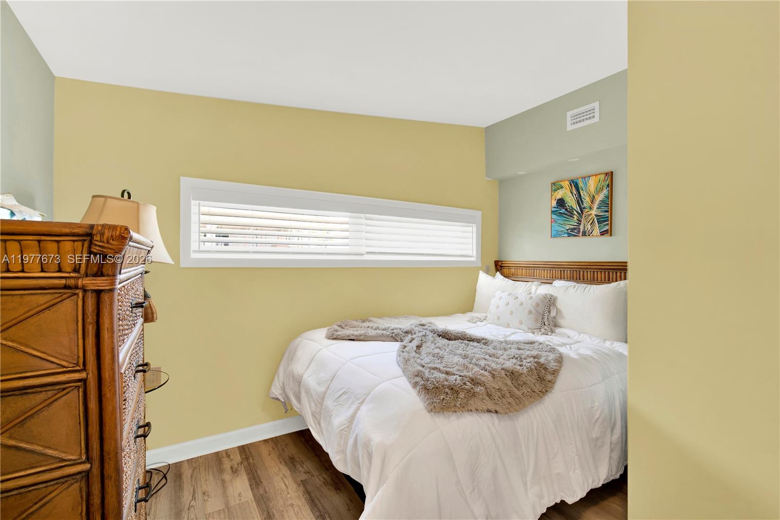 HARBOR ISLE - Residential