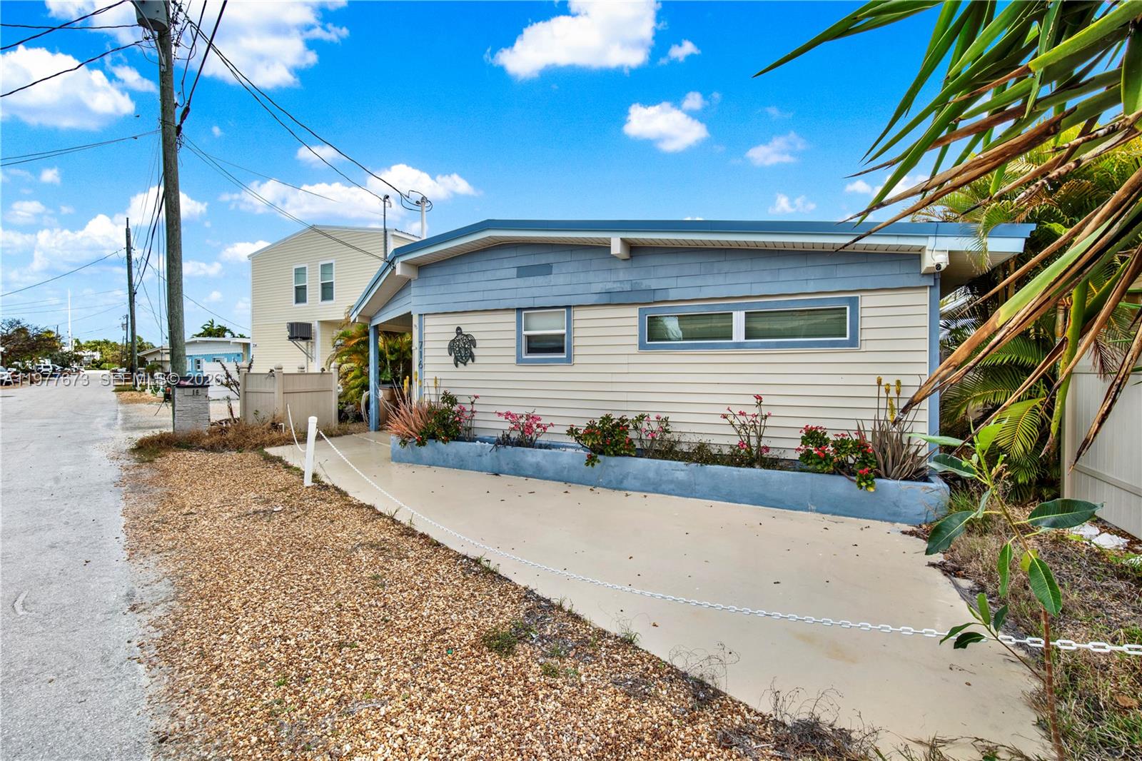 HARBOR ISLE - Residential