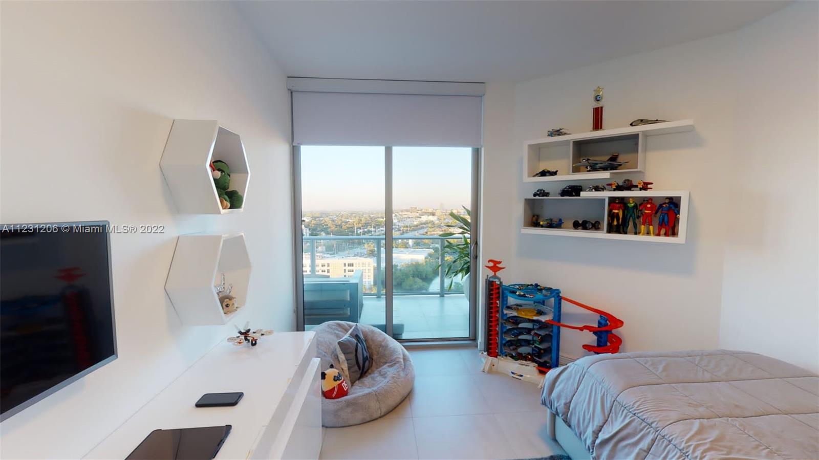 MARINA PALMS RESIDENCES N - Residential