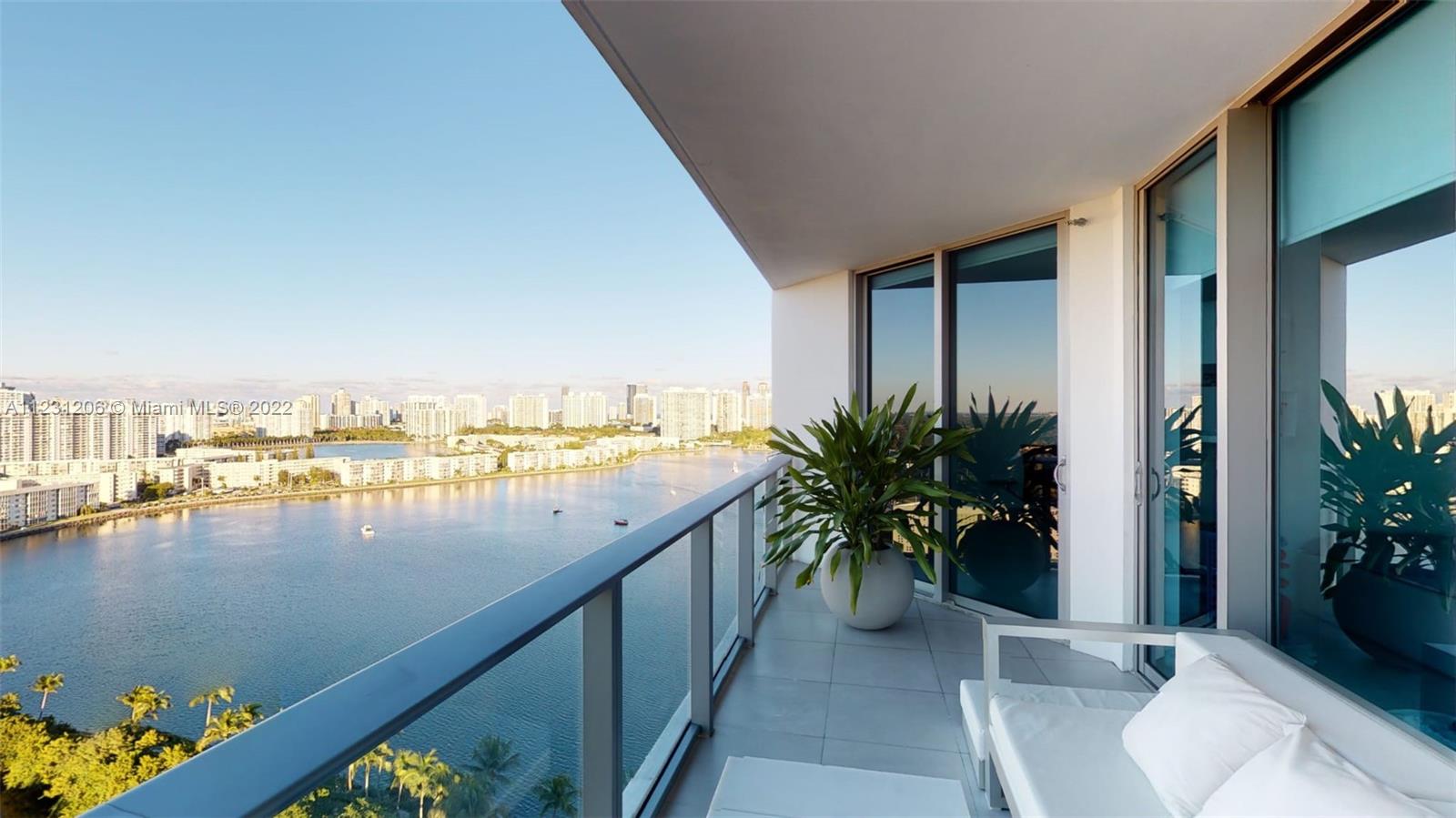 MARINA PALMS RESIDENCES N - Residential