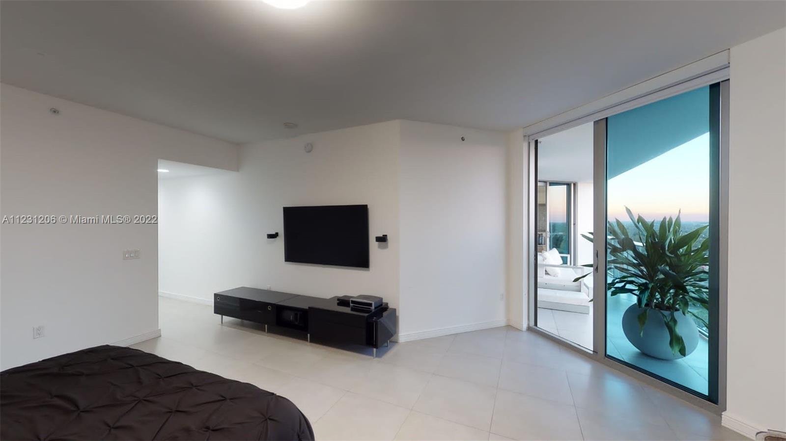 MARINA PALMS RESIDENCES N - Residential