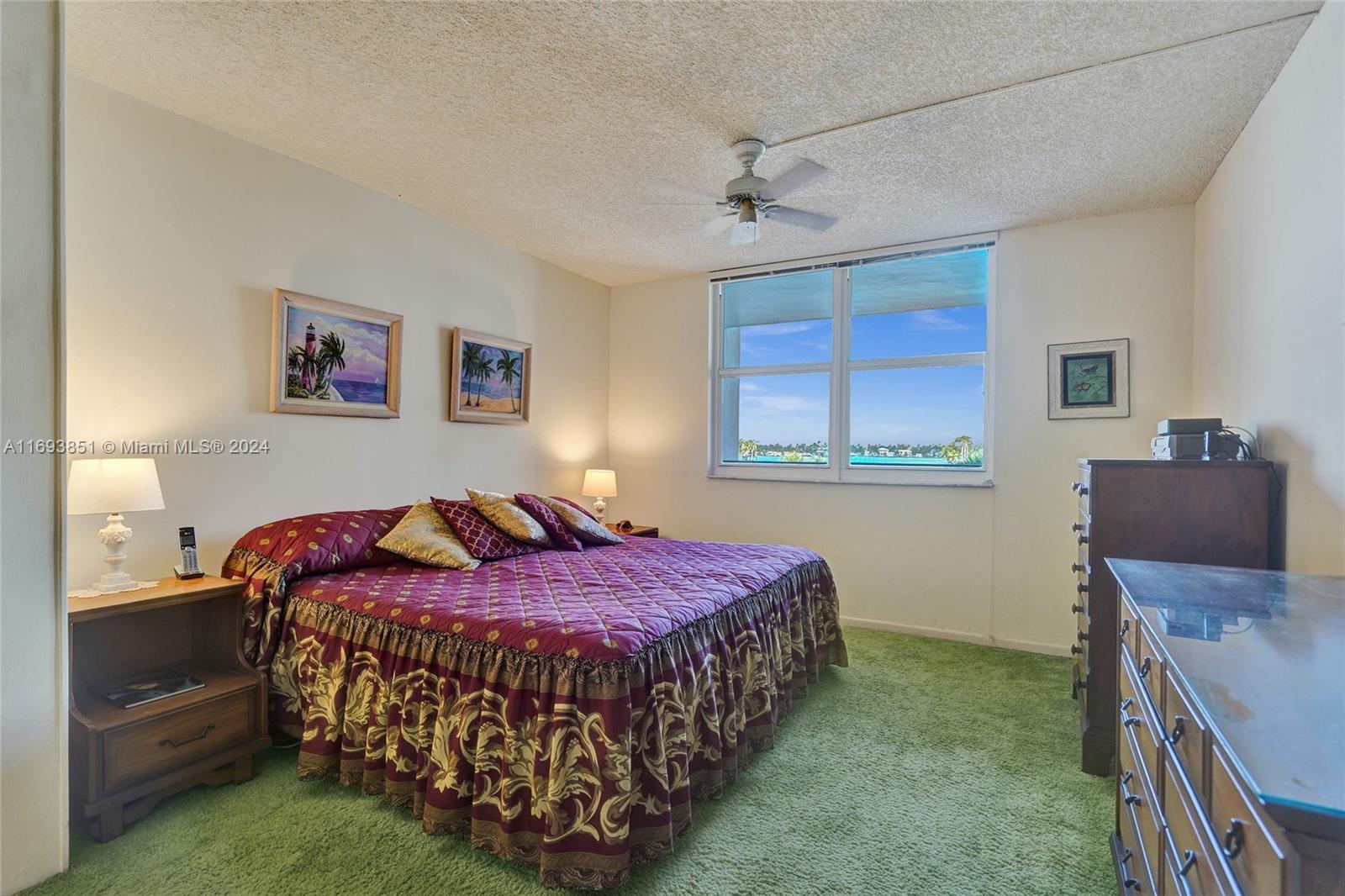 TRAFALGAR TOWERS CONDOMIN - Residential