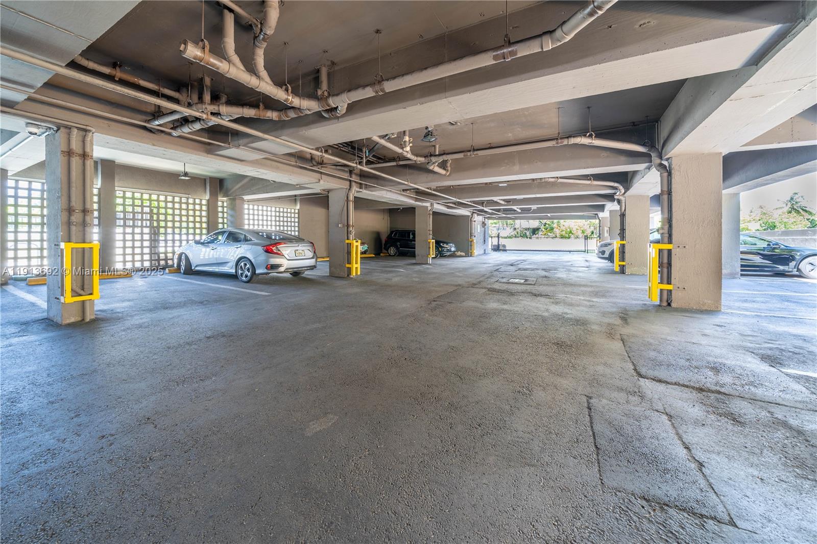 LAKE BEACH CLUB CONDO - Residential Lease