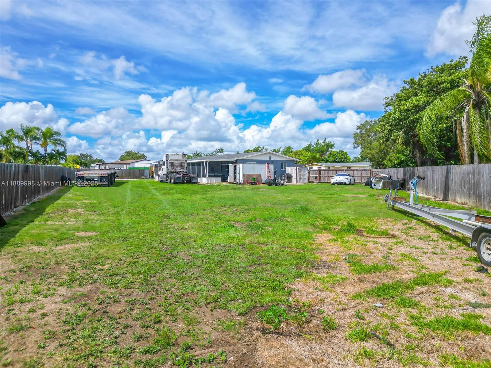 UNIVERSAL ESTATES SOUTH A - Residential