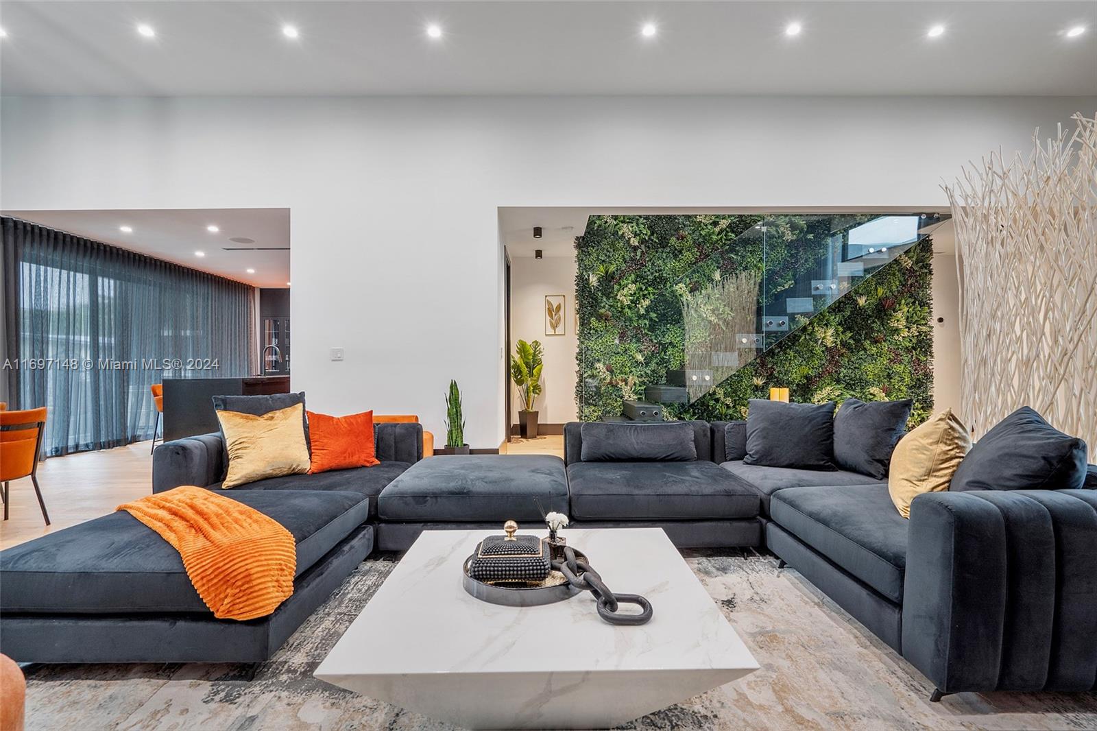BUENA VISTA HEIGHTS ADDN - Residential Lease