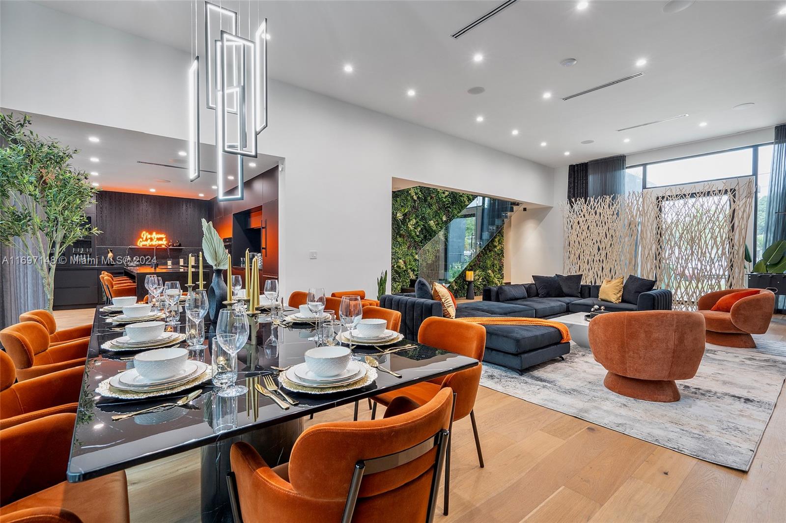 BUENA VISTA HEIGHTS ADDN - Residential Lease
