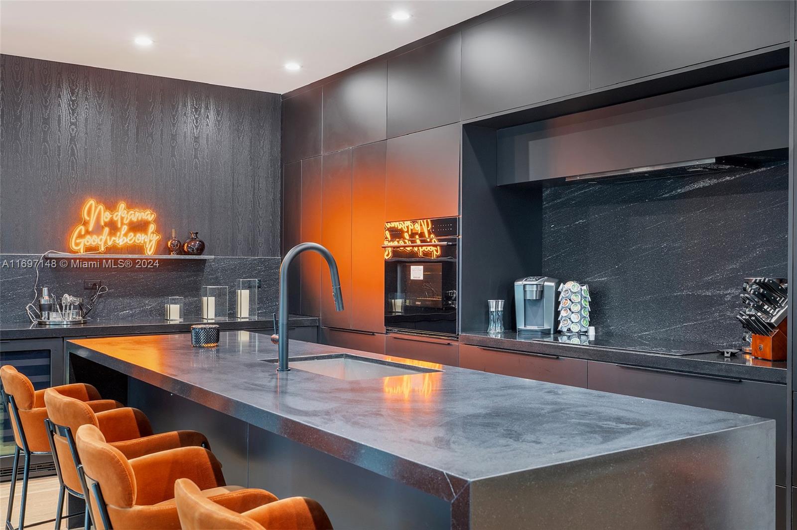 BUENA VISTA HEIGHTS ADDN - Residential Lease