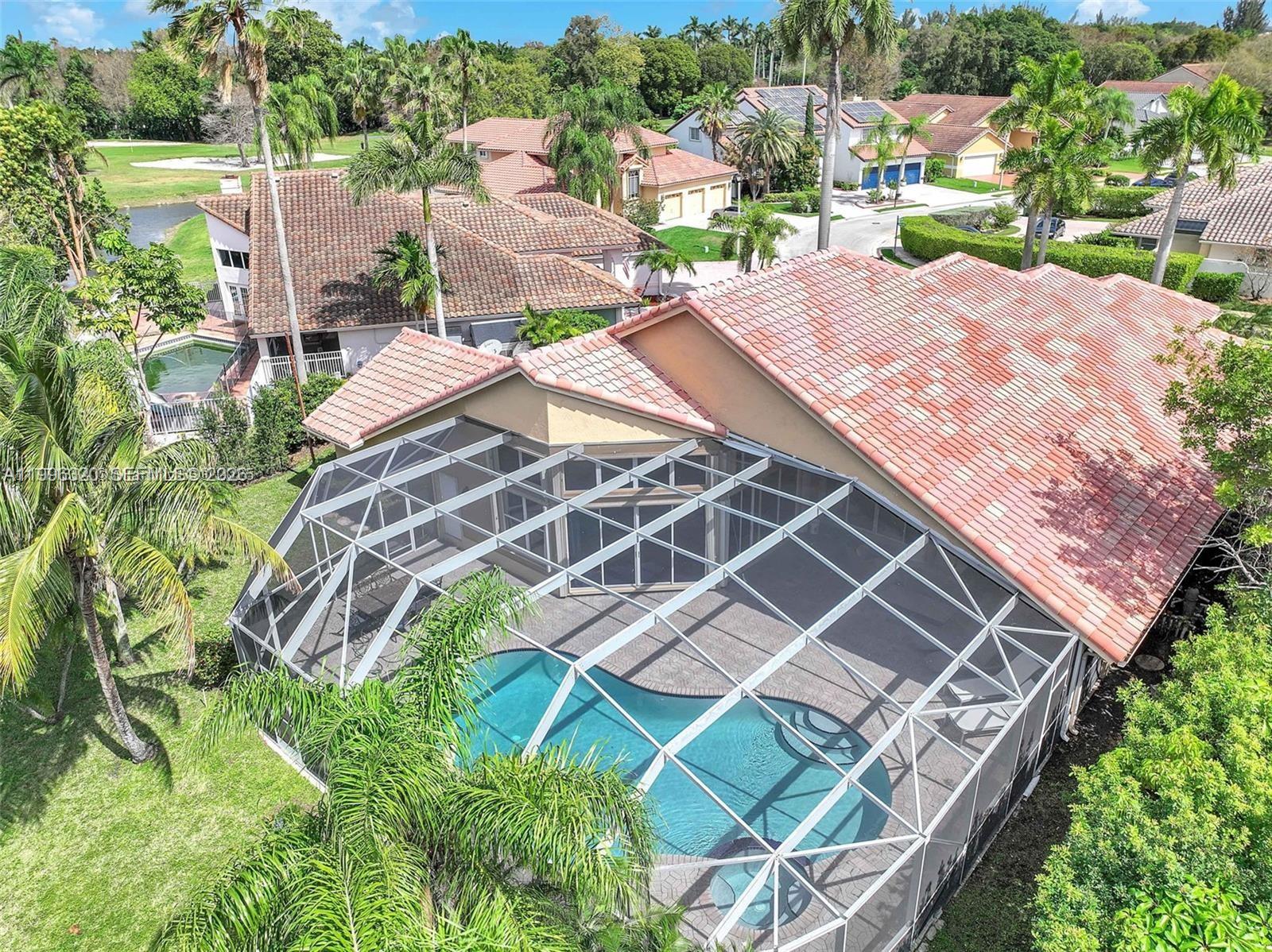 HOLLYWOOD LAKES COUNTRY C - Residential Lease