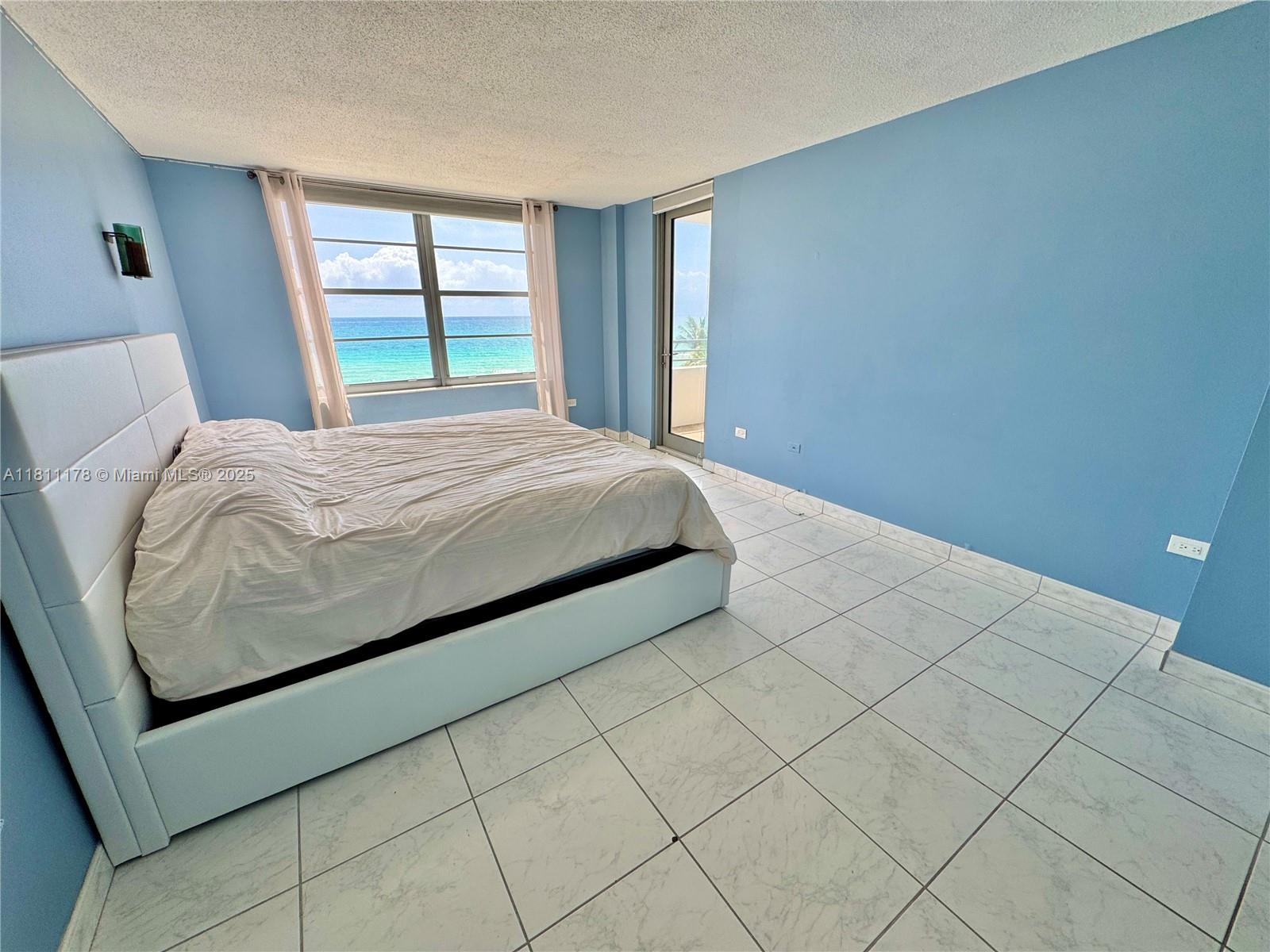 OCEANSIDE PLAZA CONDO - Residential