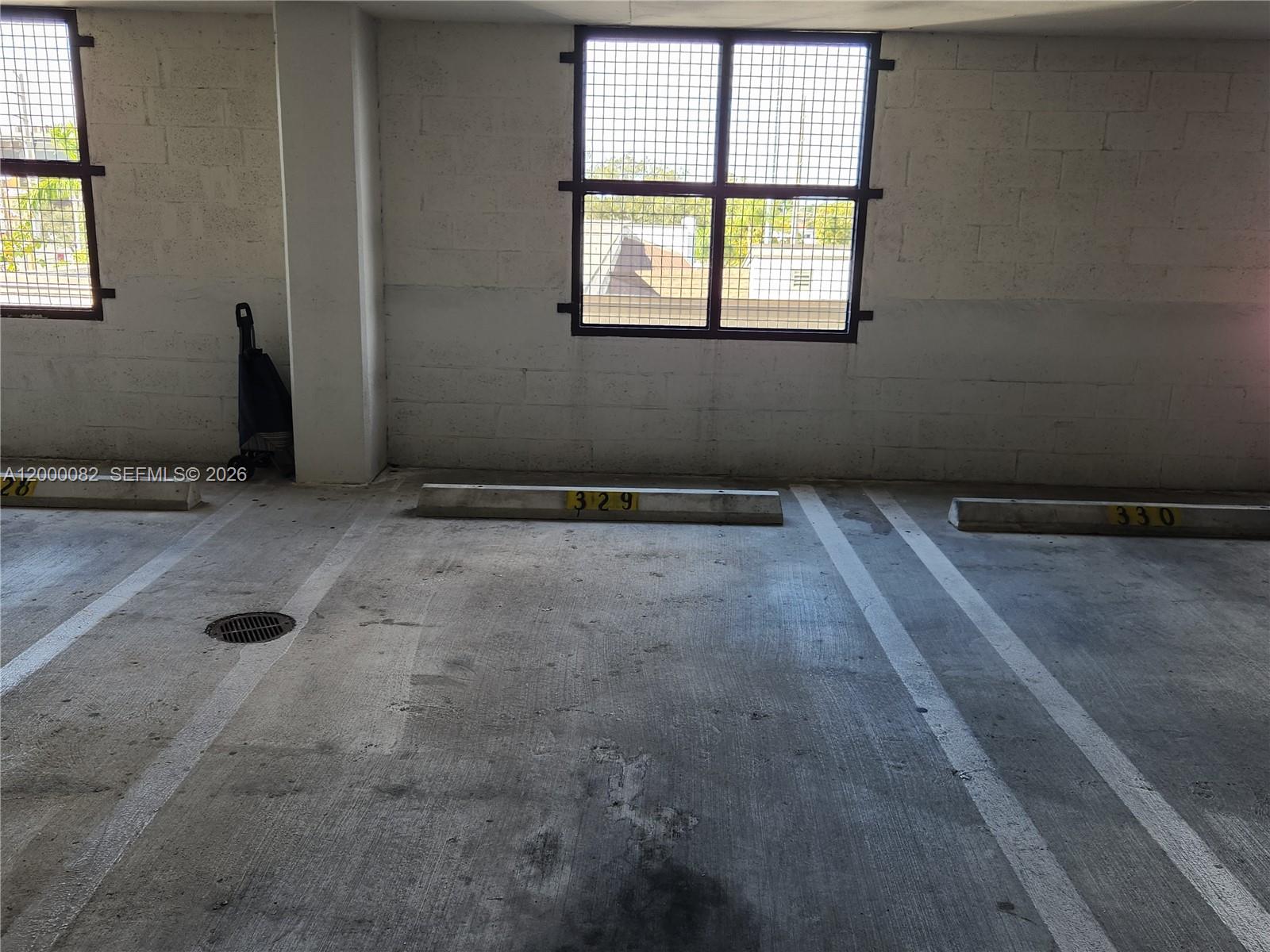 KEYSTONE PARK CONDO - Residential