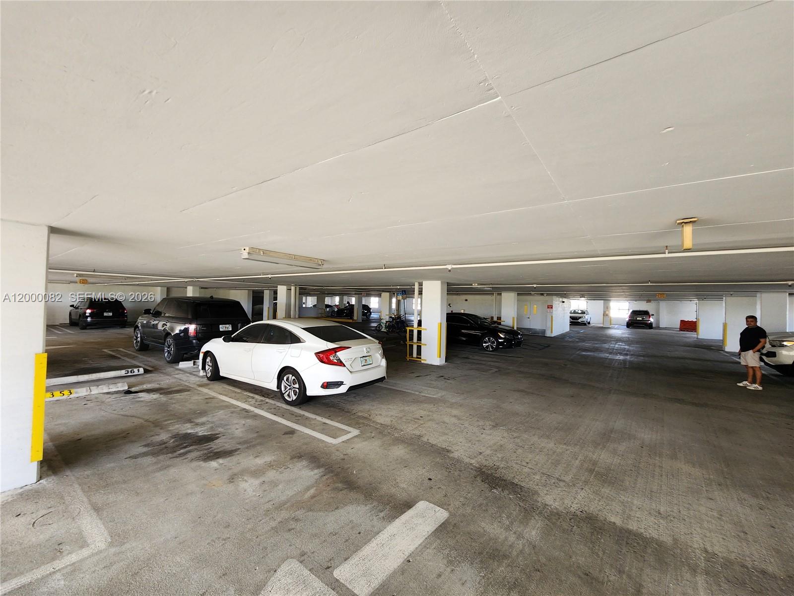 KEYSTONE PARK CONDO - Residential