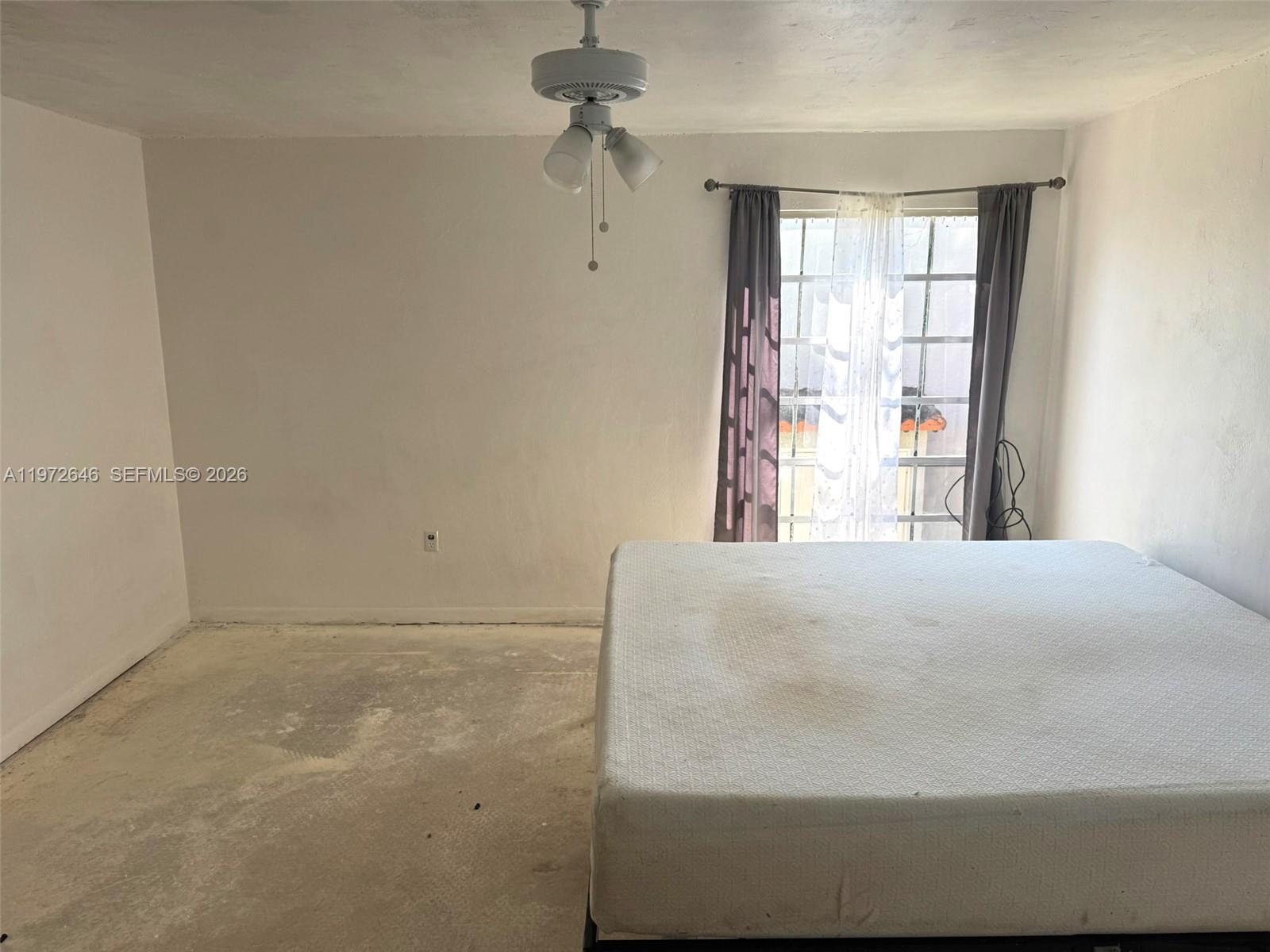 10836 N Kendall Dr V14