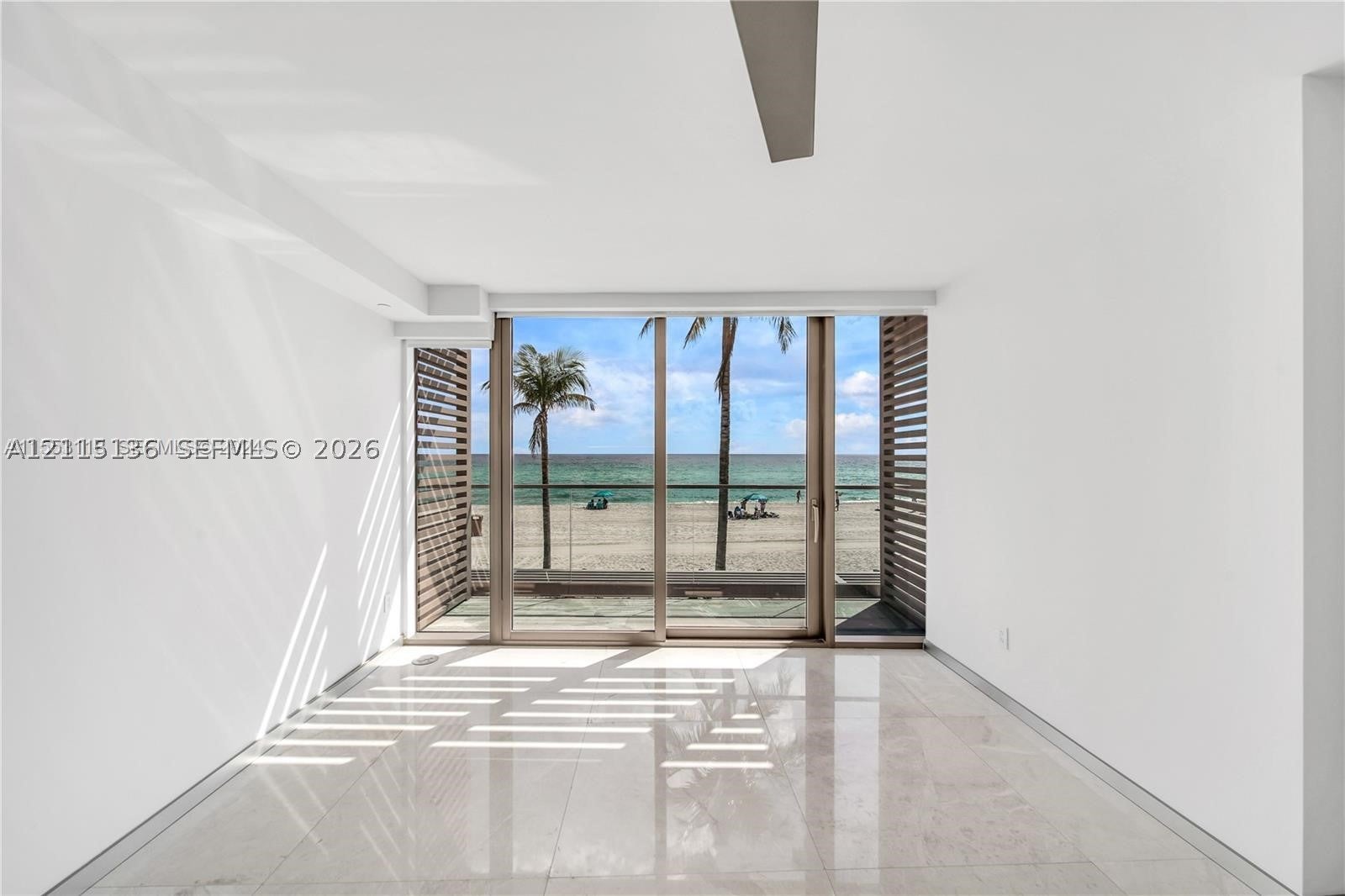 18975 Collins Ave CABANA 20