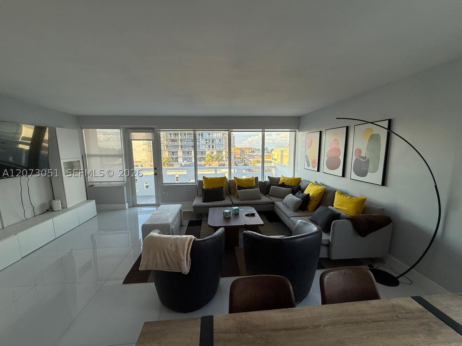 3111 N Ocean Dr 506