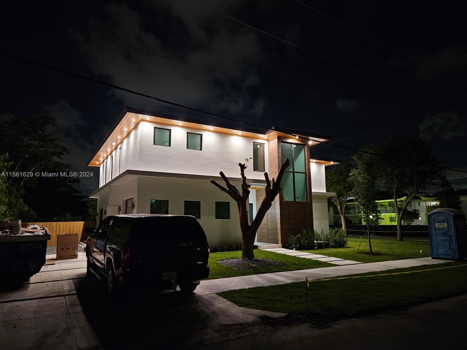 View South Miami, FL 33143 house