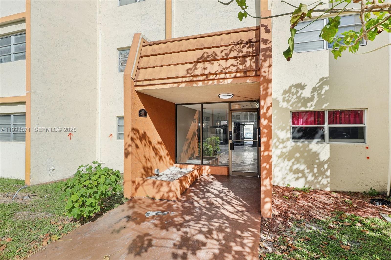 CYPRESS TREE CONDO BLDG 3 - Residential