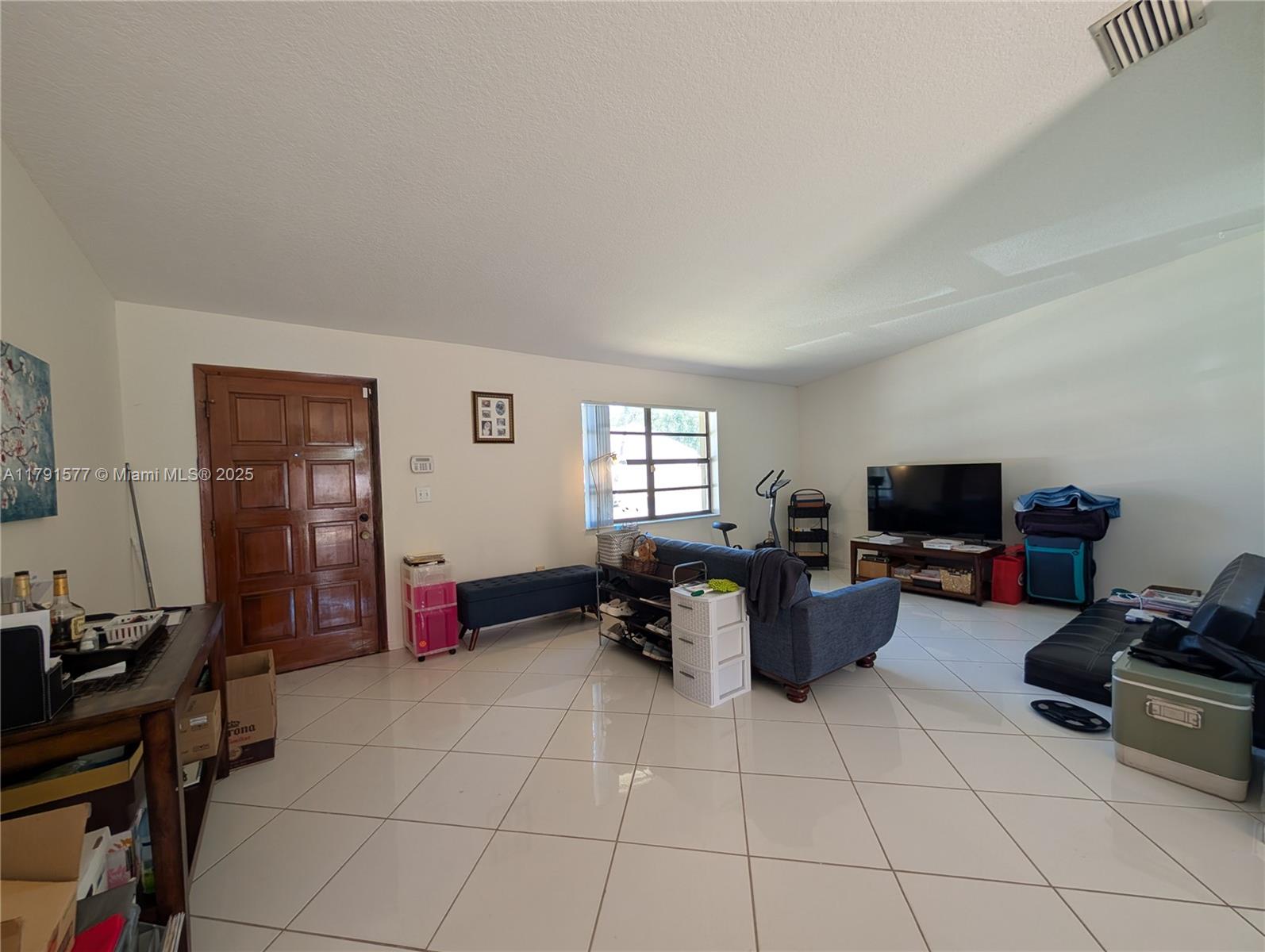 11212 SW 58th Cir