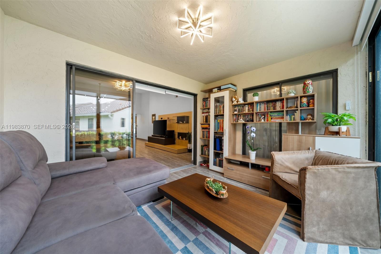 COSTAIN VILLAS HARBOR VIL - Residential