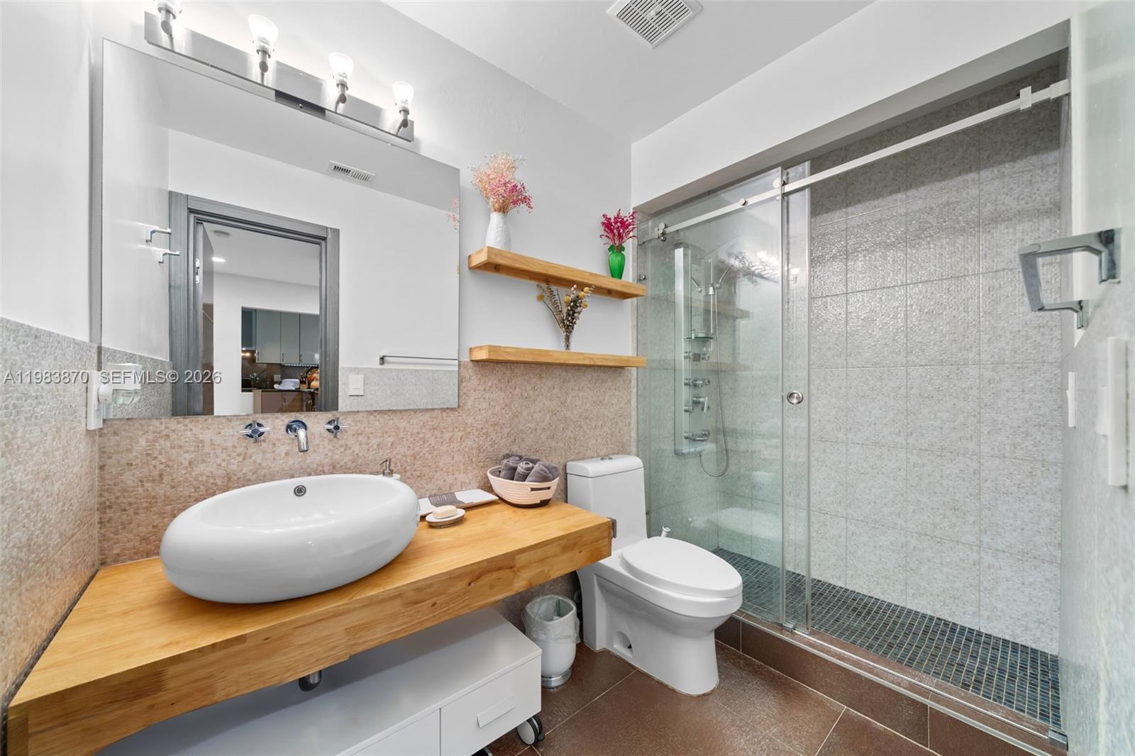 COSTAIN VILLAS HARBOR VIL - Residential