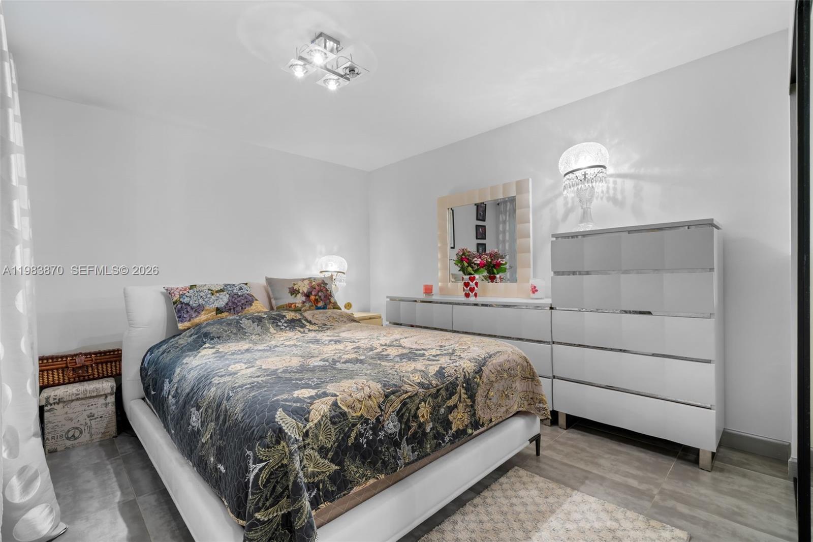 COSTAIN VILLAS HARBOR VIL - Residential