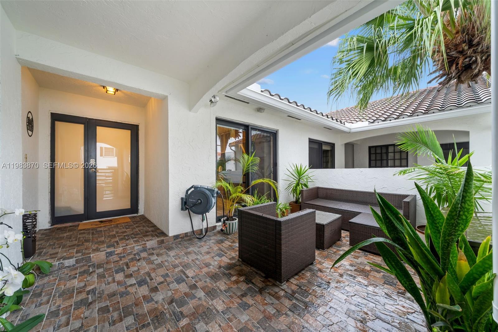 COSTAIN VILLAS HARBOR VIL - Residential