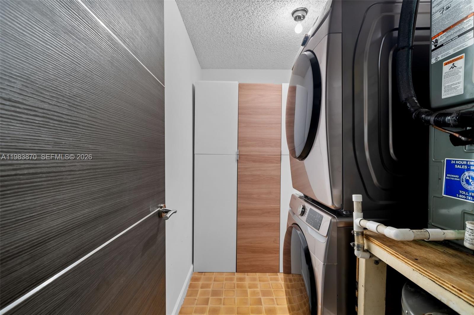 COSTAIN VILLAS HARBOR VIL - Residential