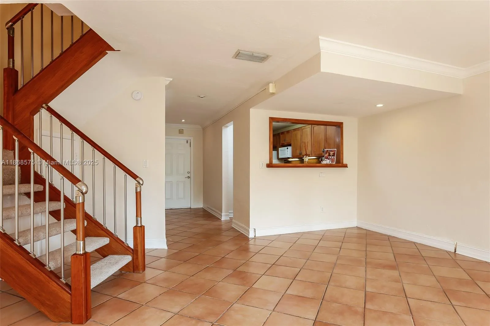 Pinecrest, Florida 33156, United States, 3 Bedrooms Bedrooms, ,3 BathroomsBathrooms,Residential,Active,203423