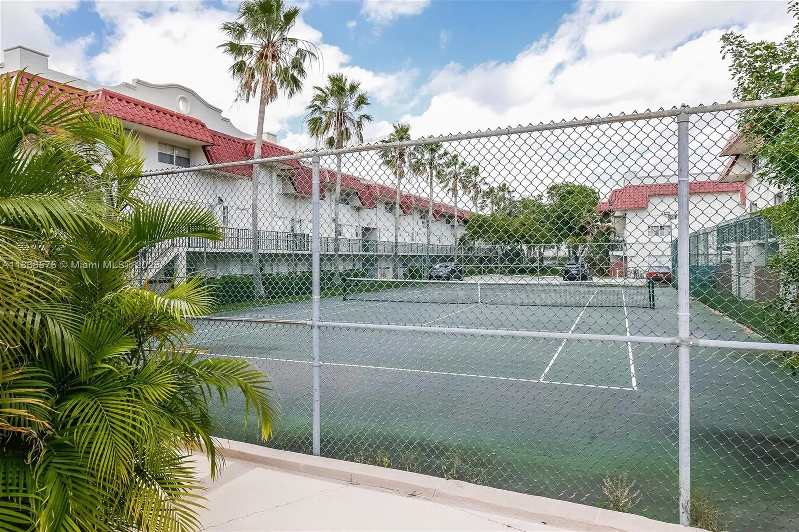 Pinecrest, Florida 33156, United States, 3 Bedrooms Bedrooms, ,3 BathroomsBathrooms,Residential,Active,203423