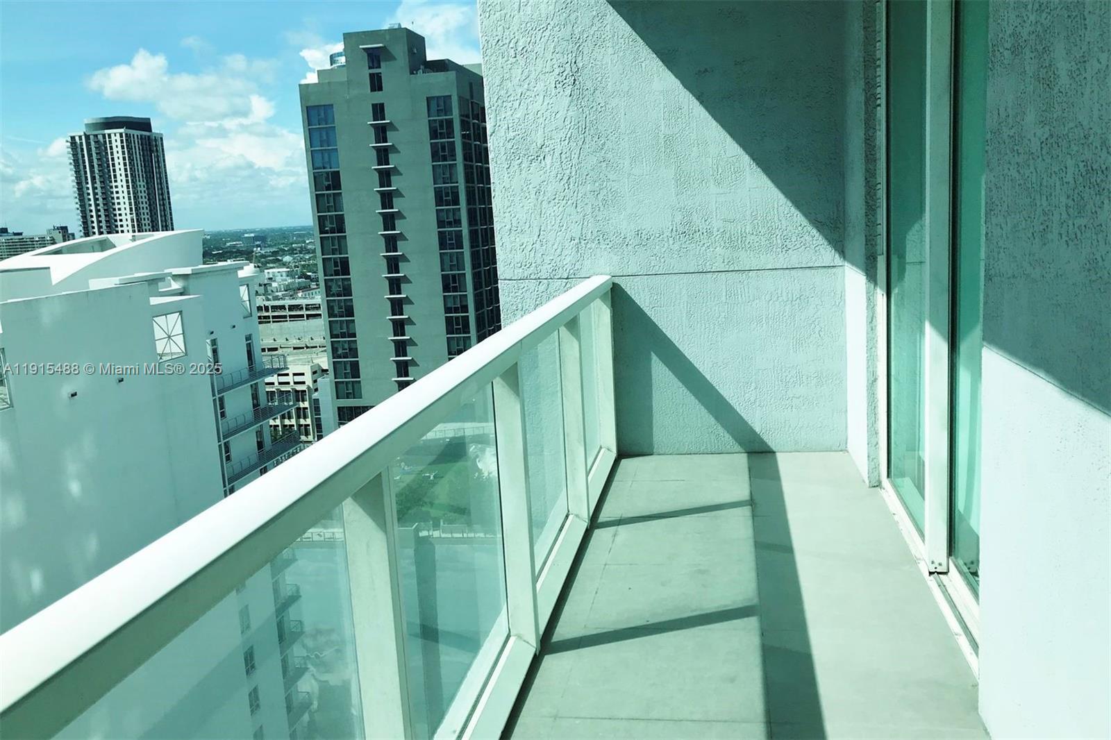 VIZCAYNE SOUTH CONDO - Residential Lease