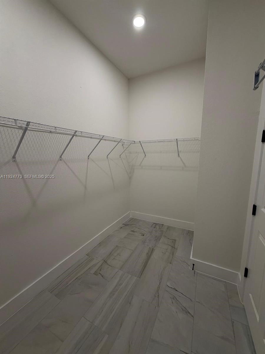 ROTONDA SANDS - Residential