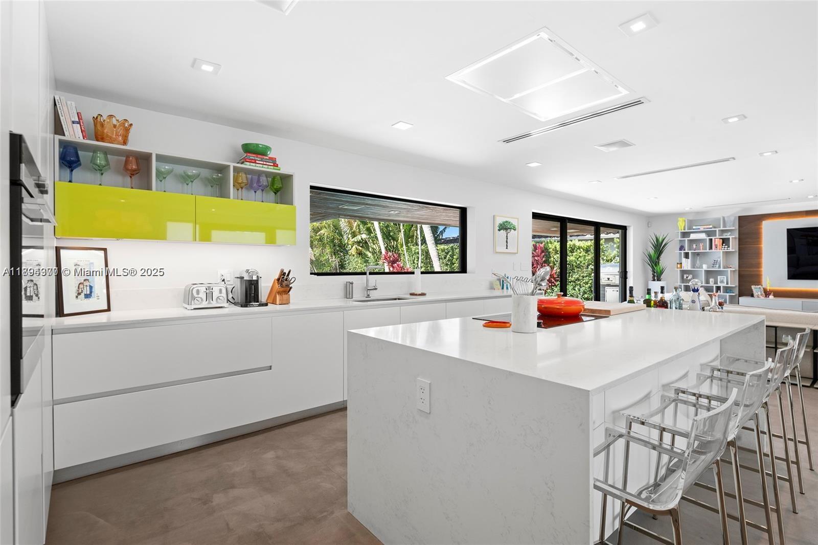 SAN SOUCI ESTATES - Residential Lease