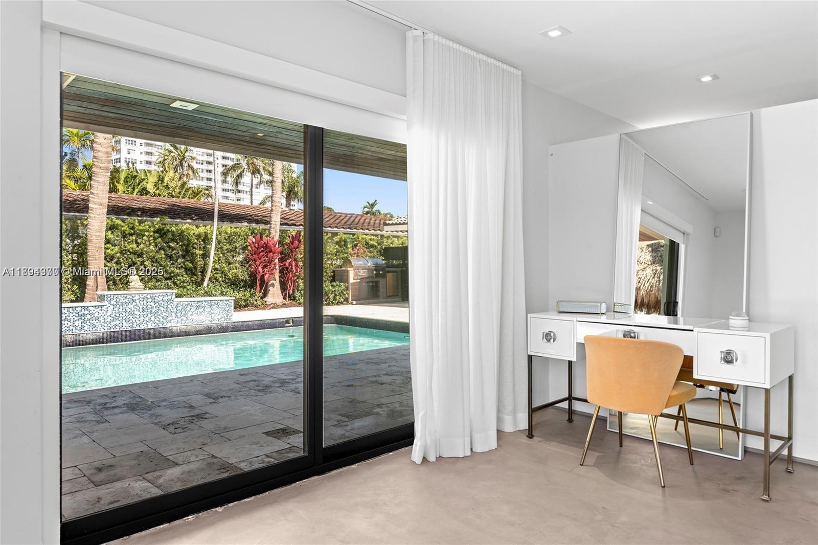 SAN SOUCI ESTATES - Residential Lease