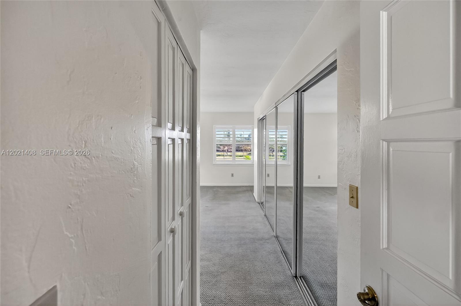 HILLTOP CONDO - Residential