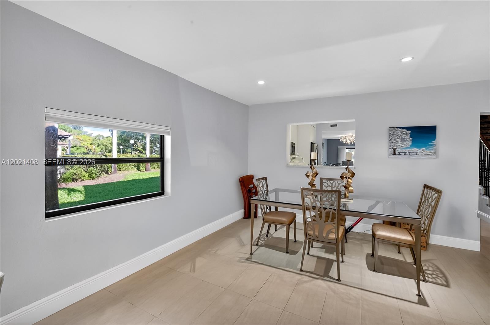 HILLTOP CONDO - Residential