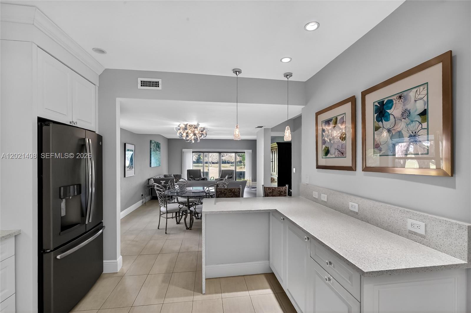 HILLTOP CONDO - Residential