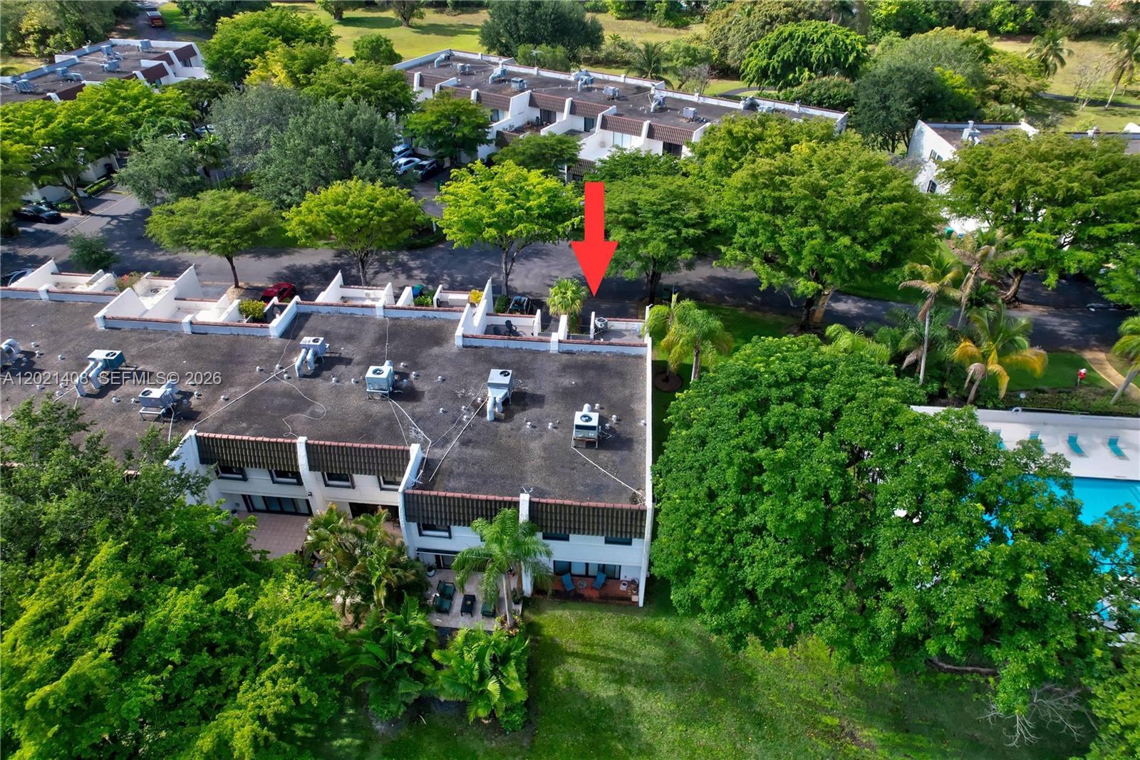 HILLTOP CONDO - Residential