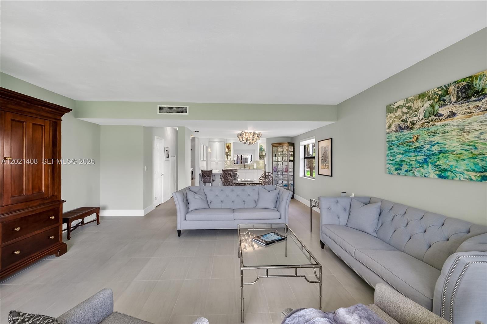 HILLTOP CONDO - Residential