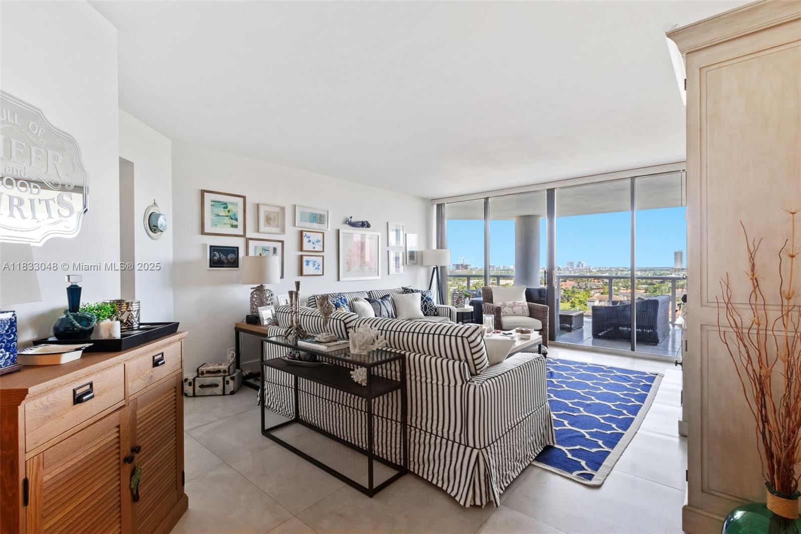 3598 Yacht Club Dr 1002