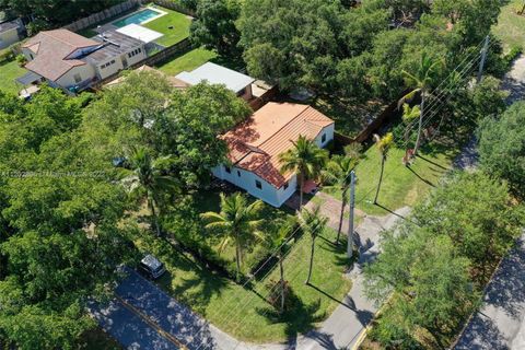 A home in Biscayne Park