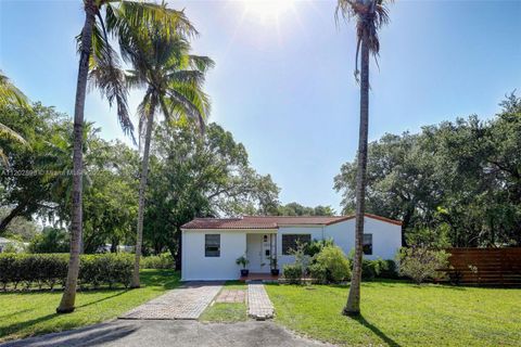 A home in Biscayne Park