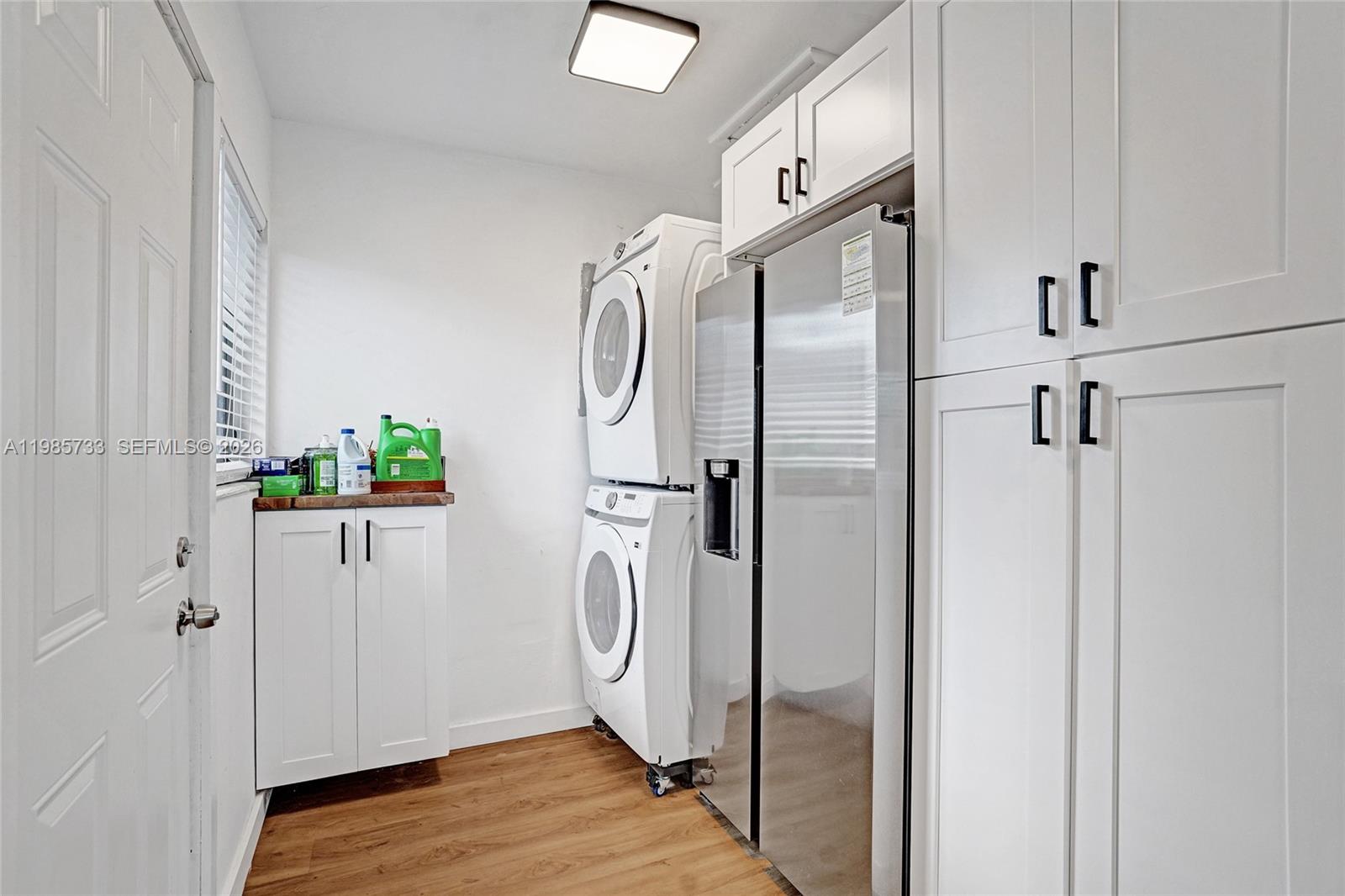 OAKLAND PARK SECOND ADD - Residential Lease