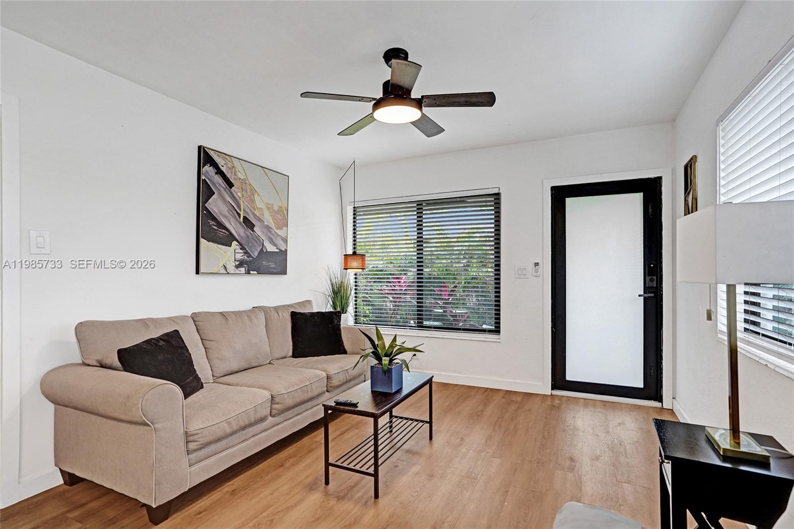 OAKLAND PARK SECOND ADD - Residential Lease