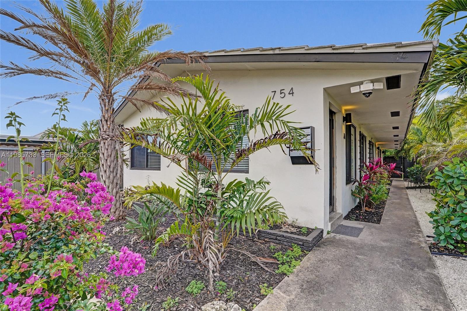 OAKLAND PARK SECOND ADD - Residential Lease