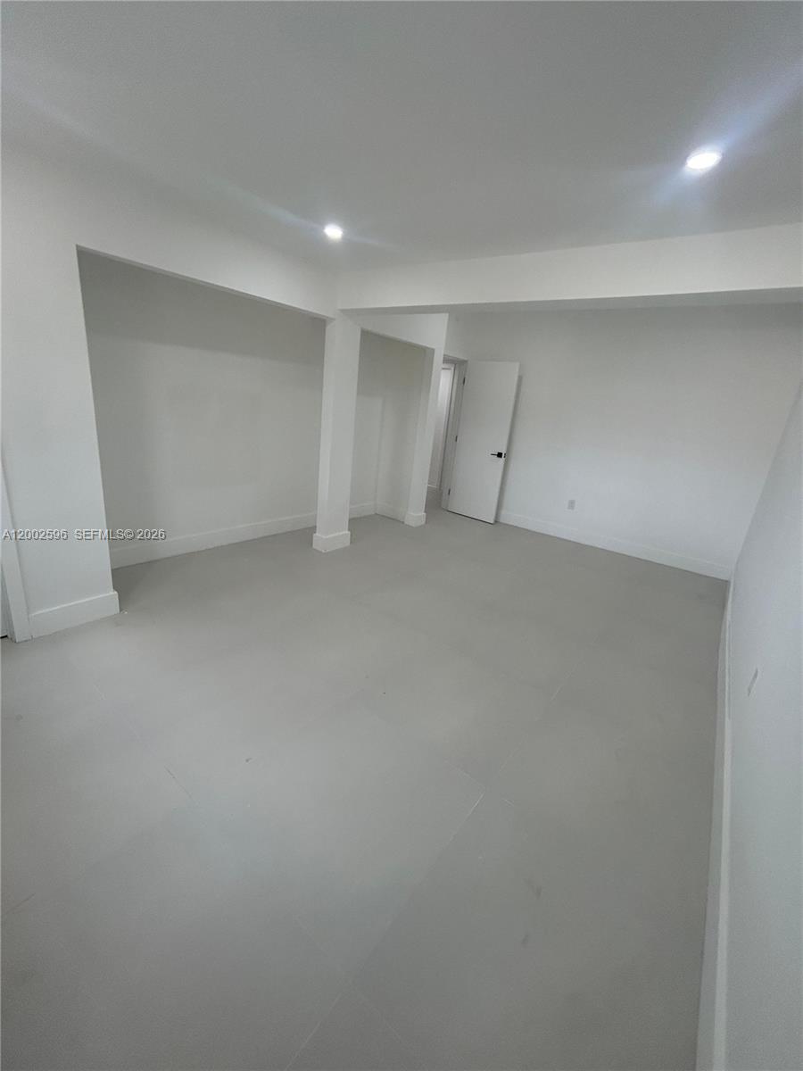 ARCH CREEK ESTS - Residential