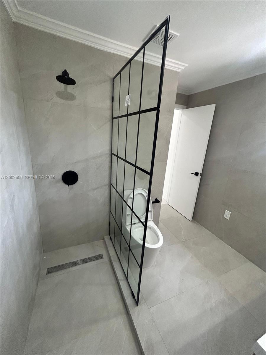 ARCH CREEK ESTS - Residential