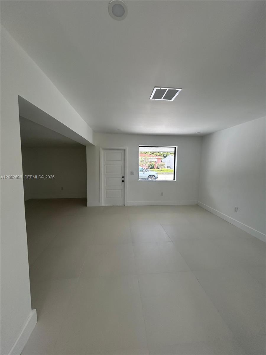 ARCH CREEK ESTS - Residential