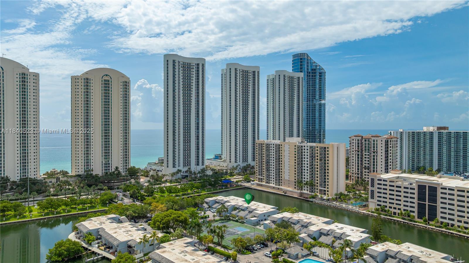 214 Poinciana Dr 204