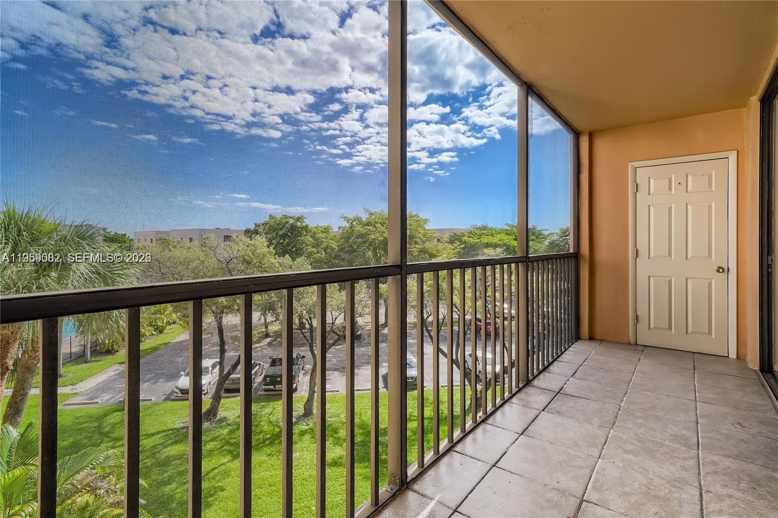 HORIZONS WEST CONDO #5 - Residential Lease