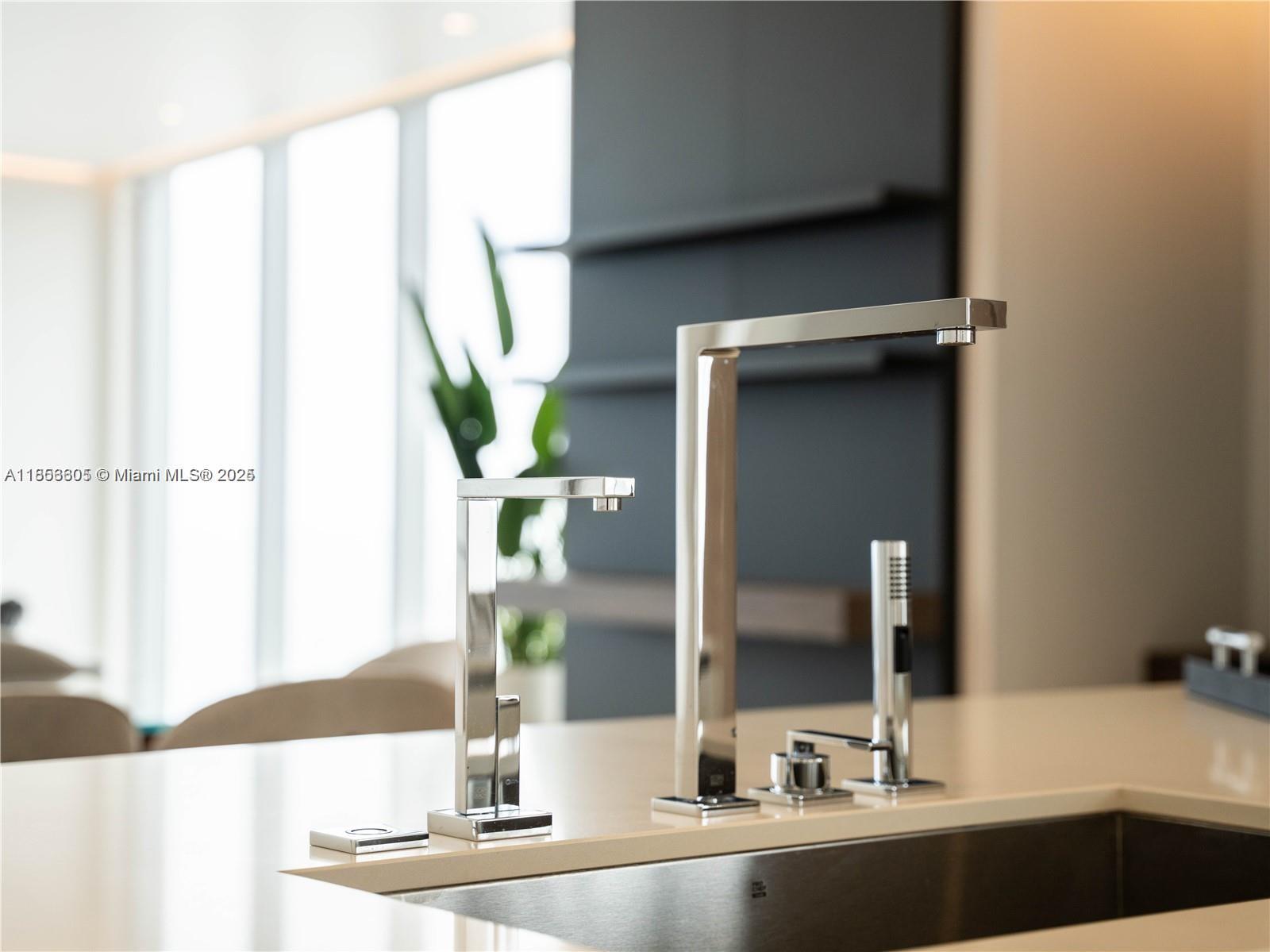 Turnberry Ocean Club Resid - Residential Lease