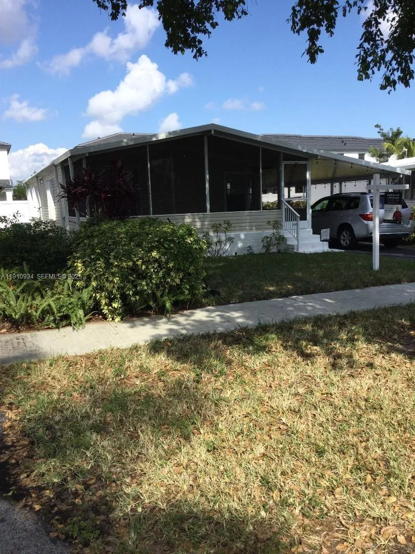 Dania Beach, Florida 33312, United States, 2 Bedrooms Bedrooms, ,2 BathroomsBathrooms,Residential,Active,241362